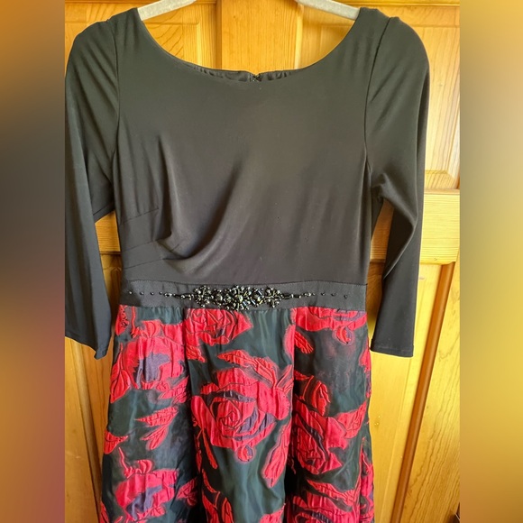 Adrianna Papell - High Low Floral Jacquard - SIZE US 4 - WORN ONCE - Picture 4 of 10